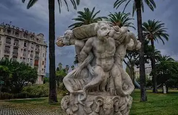 Tritons Fountain