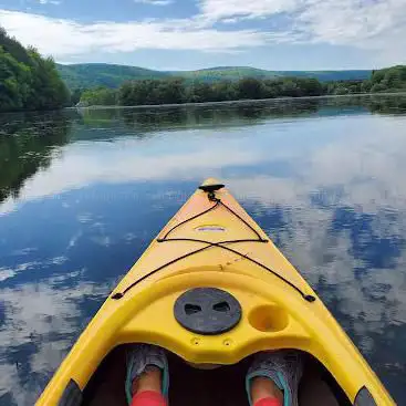 Photo de Canoe & Kayak Rentals and Sales
