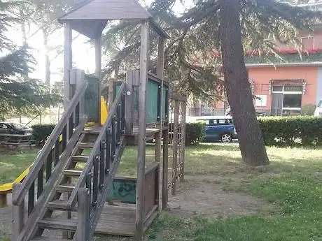 Parco pubblico attrezzato