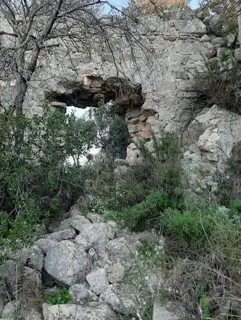Castello di Bonvehì - vestigia