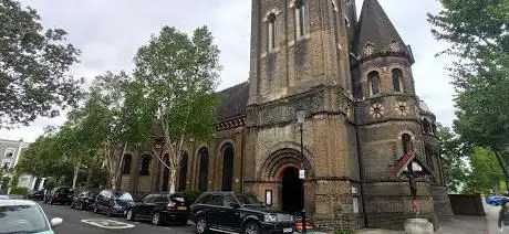 Photo de The Parish Church of Saint Michael North Kensington
