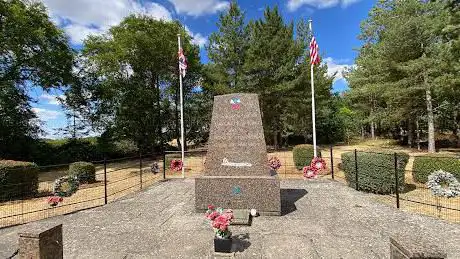 Photo de RAF Grafton Underwood Memorial