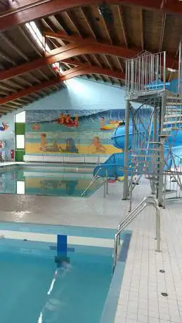 Léo Lagrange pool