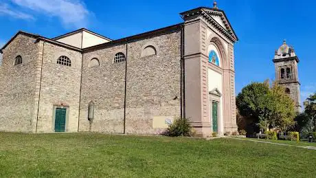 Photo de Church of Saint Leonard