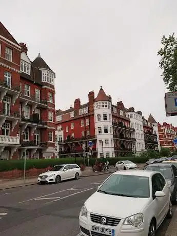 Photo de Park Mansions