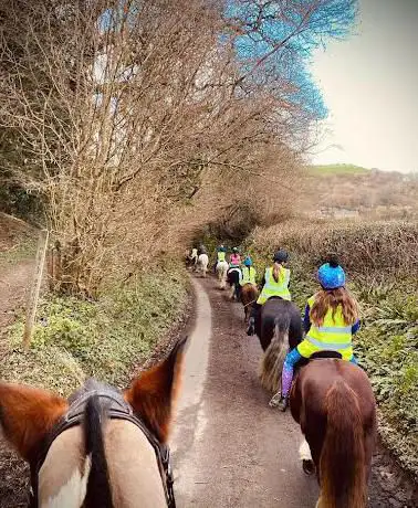 Photo de Bowdens Riding School Chiselborough