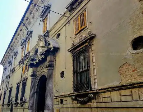 Palazzo Vimercati-Sanseverino