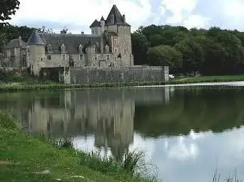 Photo de Castle of La Chapelle Angillon Wedding visit