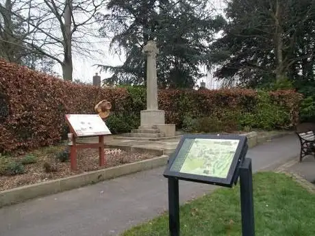 Photo de Upton by Chester War Memorial