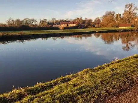 Photo de Ditton Meadows