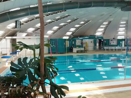 Municipal swimming pool Porcheville