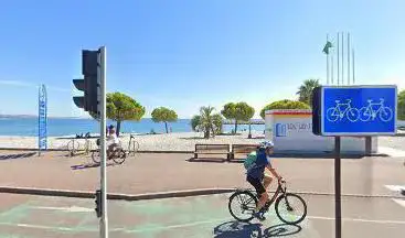 POSTE DE SECOURS PLAGE du PORT
