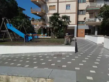 Photo de Piazza Risorgimento