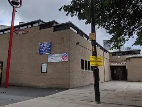 Photo de Ascension Church Hulme
