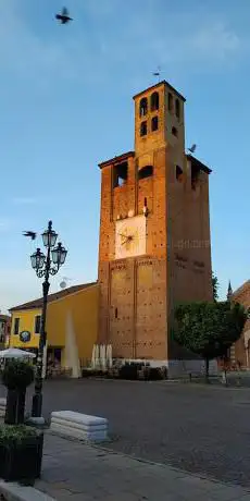 Photo de Torre Carrarese