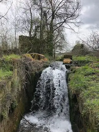 Photo de Cascade Marville