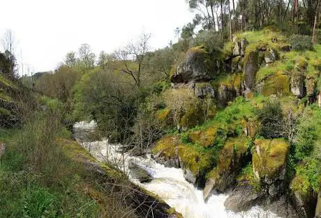 Photo de Embalse de Castadón