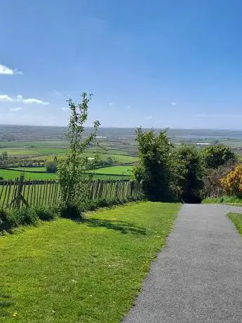Photo de Scrabo Country Park Quarry Walk