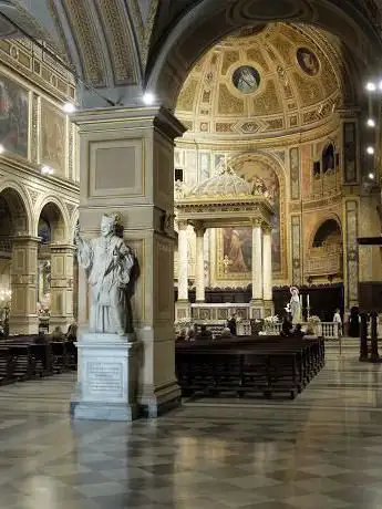 Photo de Église San Lorenzo in Damaso