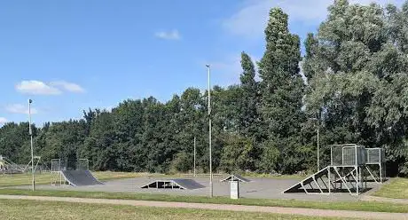 Photo de Marston Moretaine Skatepark