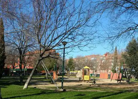 Photo de Calle Alcántara Park