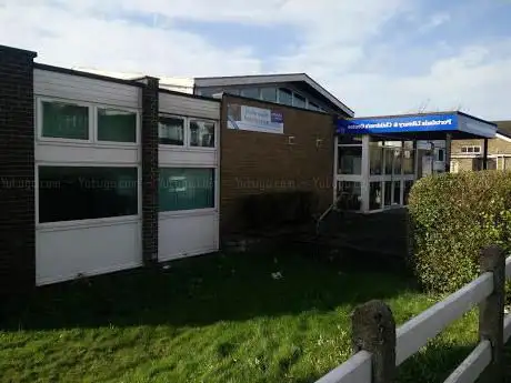 Photo de Portslade Library