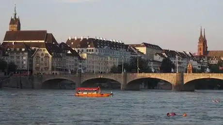 Photo de Taxiboot Basel