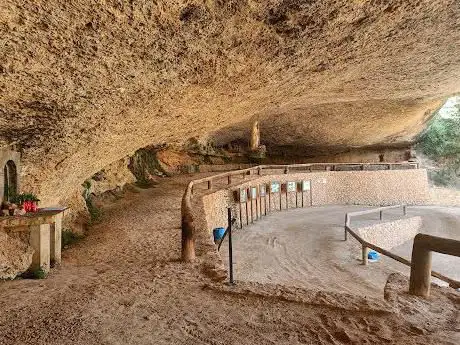 Cova Hospital de Santa Llúcia