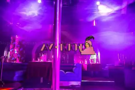 TOUT VA la nuit