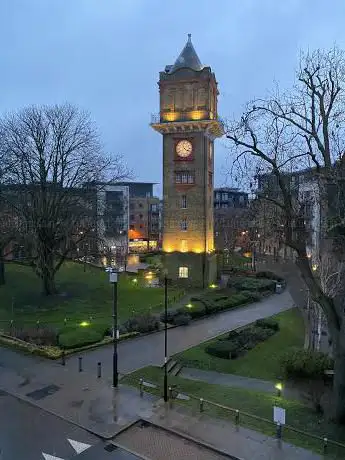 Photo de Clock Tower Hither Green
