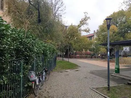 Giardino Roberto Bazlen e Luciano Foà