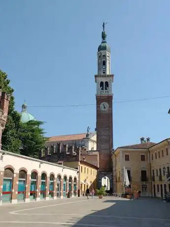 Photo de Campanile di Thiene