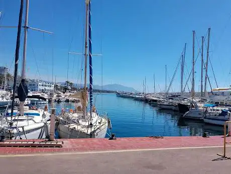 Photo de Marbella Yacht Charters