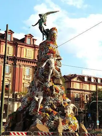 Photo de Giardino di piazza Statuto