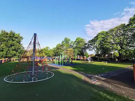 Old Moat Park Playground