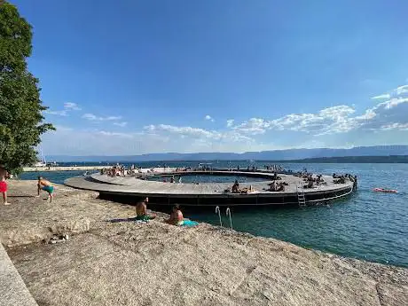 Photo de Pontons du quai de Cologny