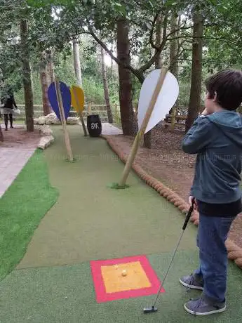 Photo de Adventure Golf
