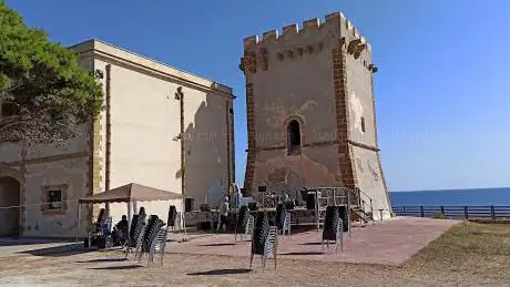 Photo de Torre Alba (detta anche Torre Fanara)