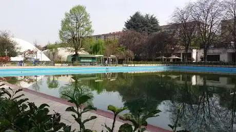 Piscina all'aperto