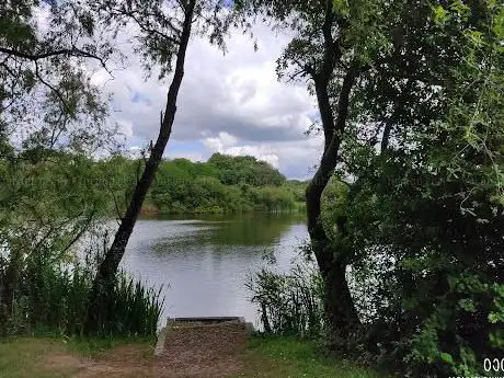 Photo de Lakeside Sports Ground