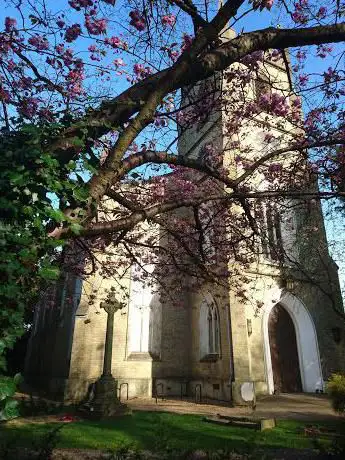 St James' by the Park
