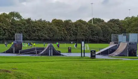 Photo de Holbeck Park Basketball court