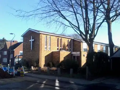 Photo de St Anthony Church of England Sanderstead