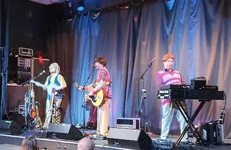 Howden Live