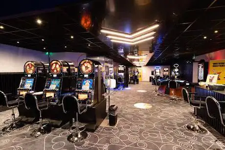 Photo de Napoleon Casino Games - Halle