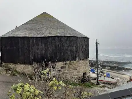 Round House & Capstan Gallery