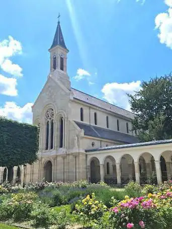 Photo de Église Maronite Saints-Sauveur-et-Maroun d'Issy-les-Moulineaux