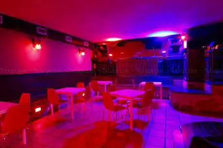 Red Lecco