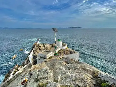 Faro de Punta da Meda.
