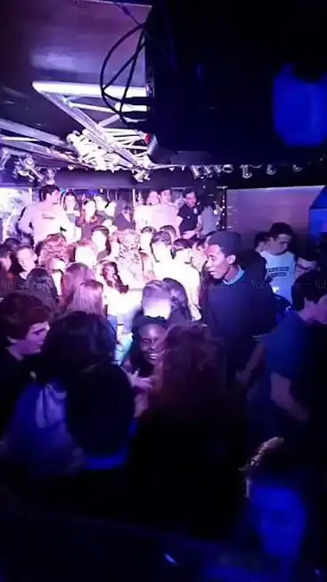 Photo de Le Middle Night